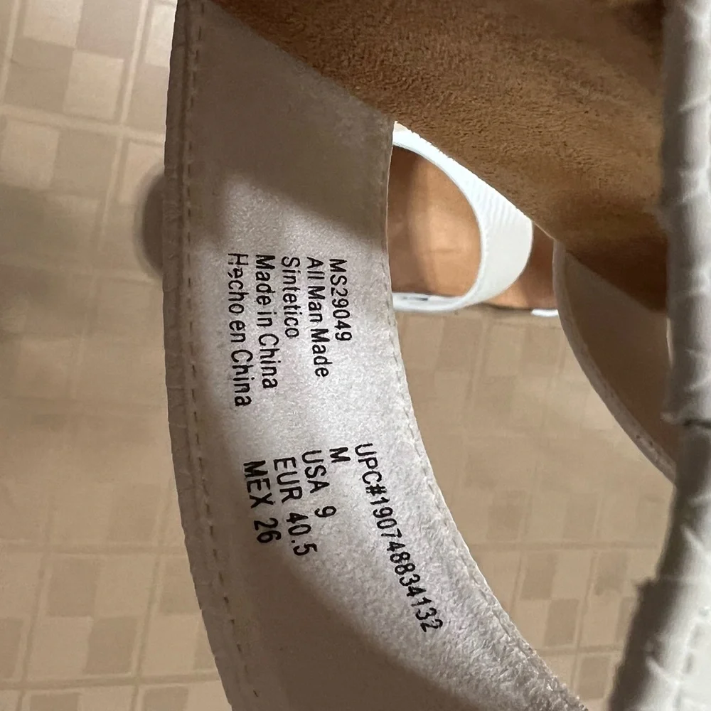 Mountain Sole Sintetico Womens Size 9M Slip-on White Sandal New With Box EU 40.5